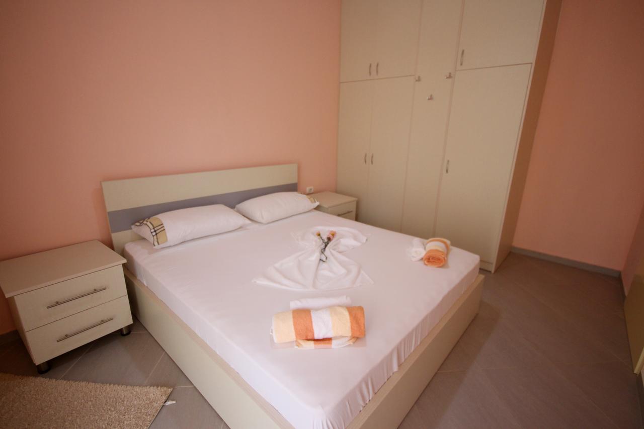 Ideal Holiday Apartments Саранда Экстерьер фото