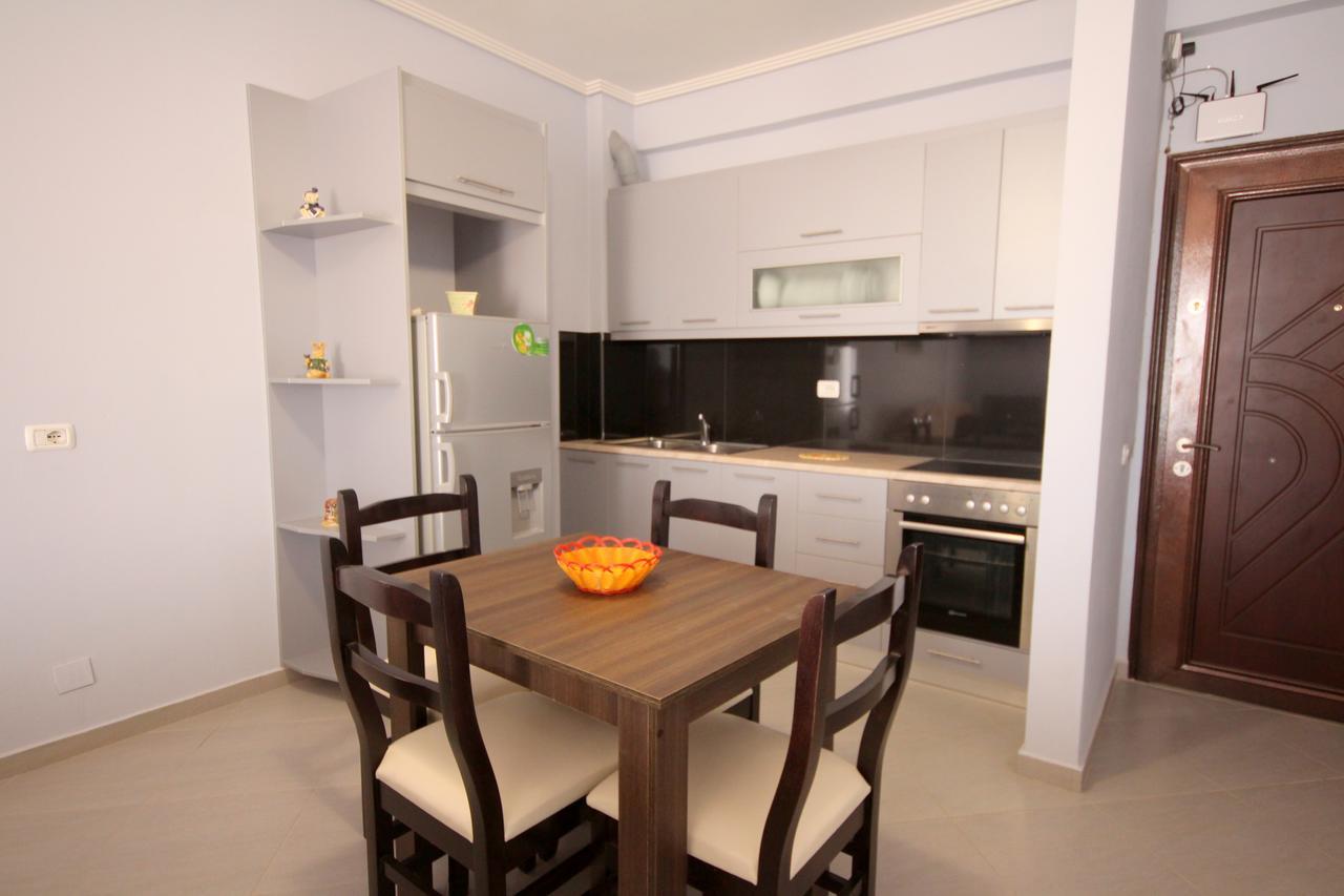 Ideal Holiday Apartments Саранда Экстерьер фото