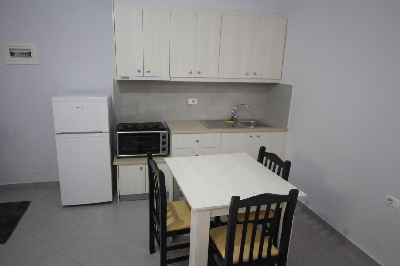 Ideal Holiday Apartments Саранда Экстерьер фото