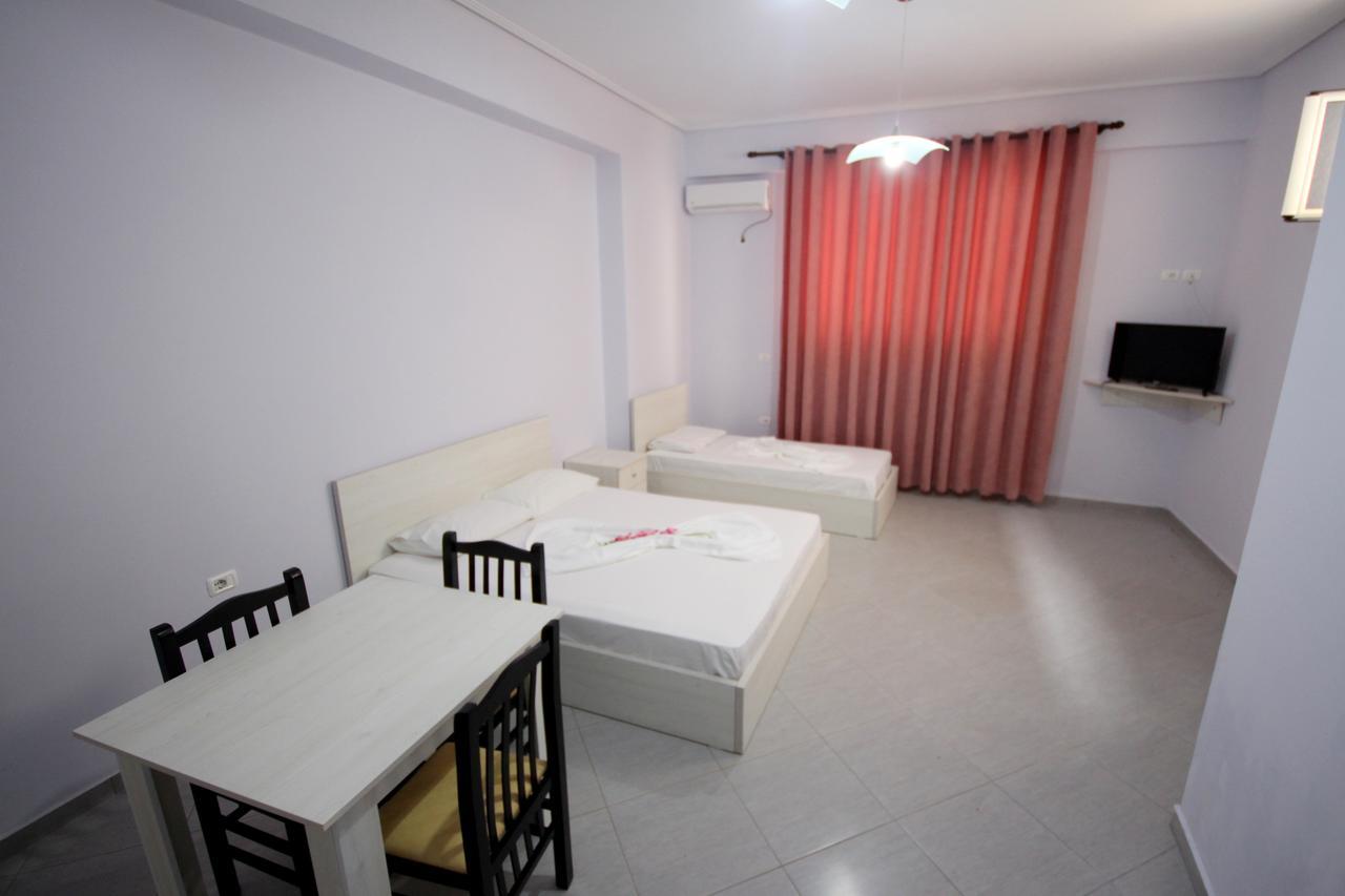 Ideal Holiday Apartments Саранда Экстерьер фото